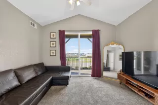 Photo #3: 226065141 Listing 