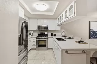 Photo #3: 226065170 Listing