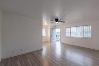 Photo #4: 226065374 Listing 