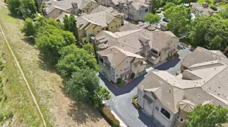 Photo #1: 226065425 Listing 