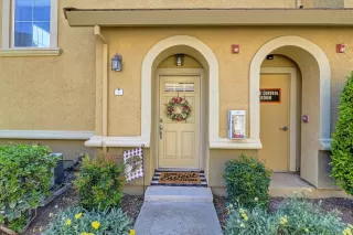 Photo #1: 226065531 Listing 