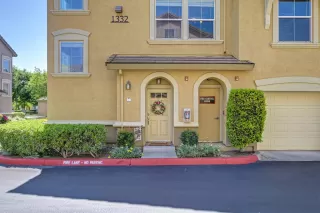 Photo #6: 226065531 Listing 