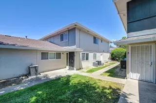 Photo #3: 226066663 Listing