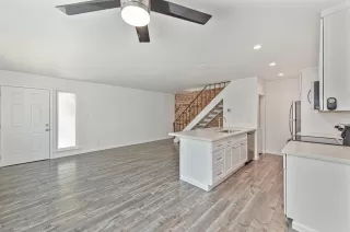 Photo #6: 226066663 Listing