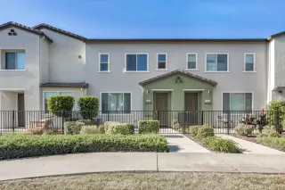 Photo #1: 226067306 Listing