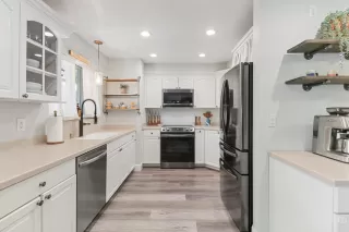 Photo #6: 226067492 Listing