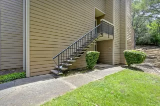 Photo #1: 226067822 Listing 