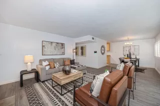 Photo #4: 226067822 Listing 