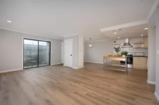 Photo #2: 226068054 Listing 