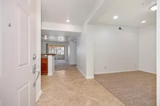 Photo #4: 226068228 Listing
