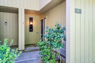 Photo #2: 226068240 Listing 