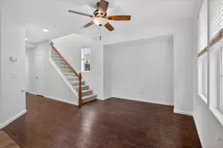 Photo #4: 226068251 Listing 