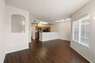Photo #4: 226068461 Listing 