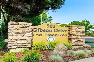 Photo #1: 226068572 Listing 