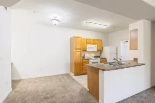Photo #6: 226068572 Listing 