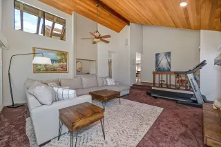 Photo #4: 226068627 Listing 