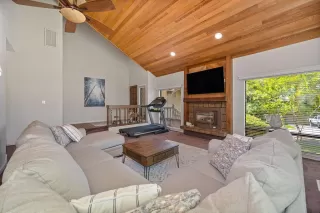 Photo #5: 226068627 Listing 