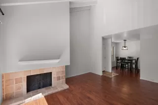 Photo #6: 226068753 Listing 