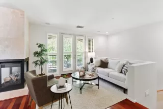 Photo #3: 226068970 Listing