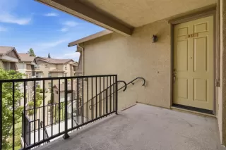 Photo #1: 226069017 Listing