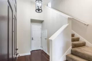 Photo #3: 226069028 Listing
