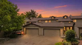 Photo #1: 226069349 Listing 