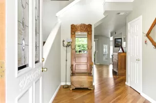 Photo #2: 226069349 Listing 