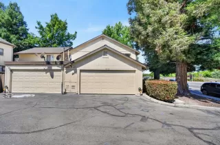 Photo #2: 226069686 Listing 