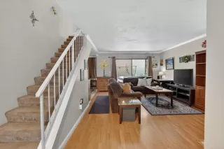 Photo #4: 226069686 Listing 