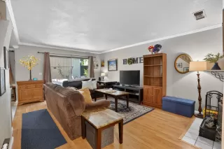 Photo #5: 226069686 Listing 