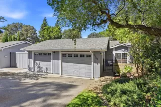 Photo #2: 226069822 Listing