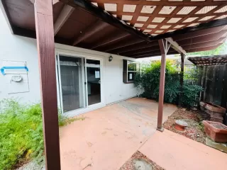 Photo #3: 226069853 Listing