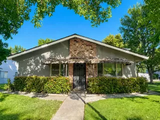 Photo #1: 226070204 Listing