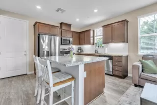 Photo #4: 226070224 Listing 