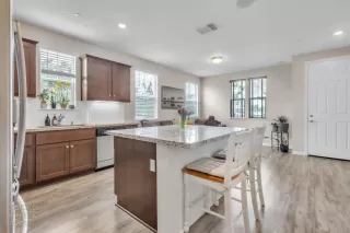 Photo #6: 226070224 Listing 