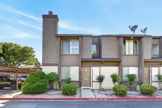 Browse active condo listings in LARCHMONT SQUARE