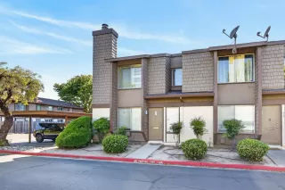 Photo #1: 226070481 Listing 