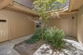 Photo #3: 226070933 Listing 