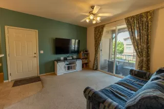 Photo #2: 226071261 Listing