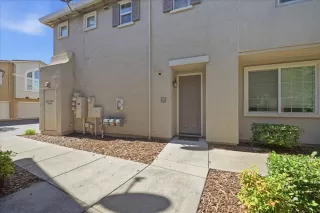 Photo #1: 226071651 Listing