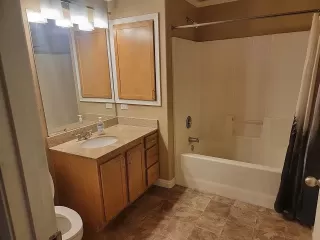 Photo #1: 226072045 Listing