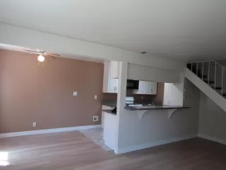Photo #1: 226072420 Listing