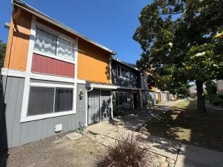 Photo #1: 226072617 Listing
