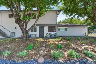 Photo #1: 226072832 Listing