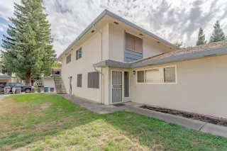 Photo #1: 226073422 Listing