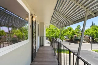 Photo #1: 226073544 Listing