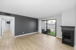 Photo #2: 226073717 Listing