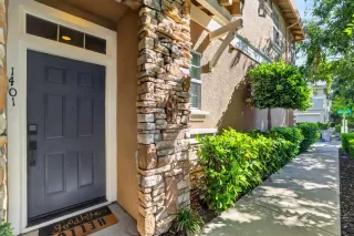 Photo #2: 226074074 Listing