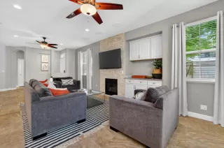 Photo #6: 226074074 Listing