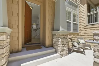 Photo #5: 226074089 Listing